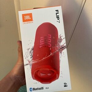 JBL Flip 7 Bold Red Speaker